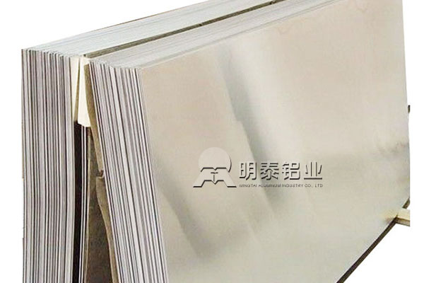 3104铝板生产厂家_饮料罐罐底用3104铝板冲压好，价格低